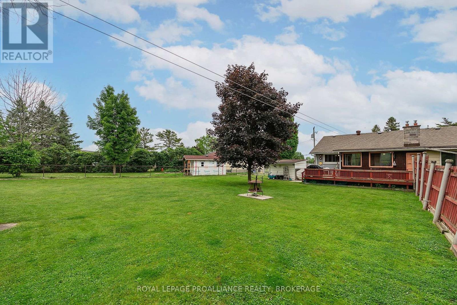 50 Morden Crescent, Loyalist, Ontario  K7N 1K2 - Photo 24 - X12460652