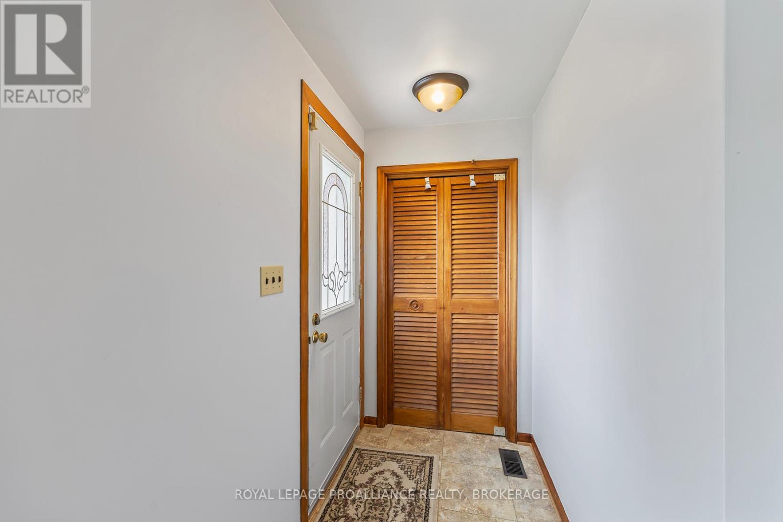 50 Morden Crescent, Loyalist, Ontario  K7N 1K2 - Photo 3 - X12460652