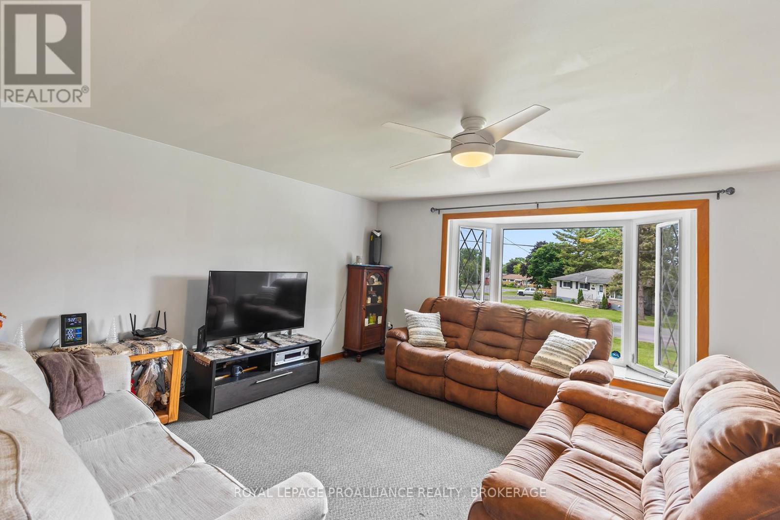 50 Morden Crescent, Loyalist, Ontario  K7N 1K2 - Photo 5 - X12460652