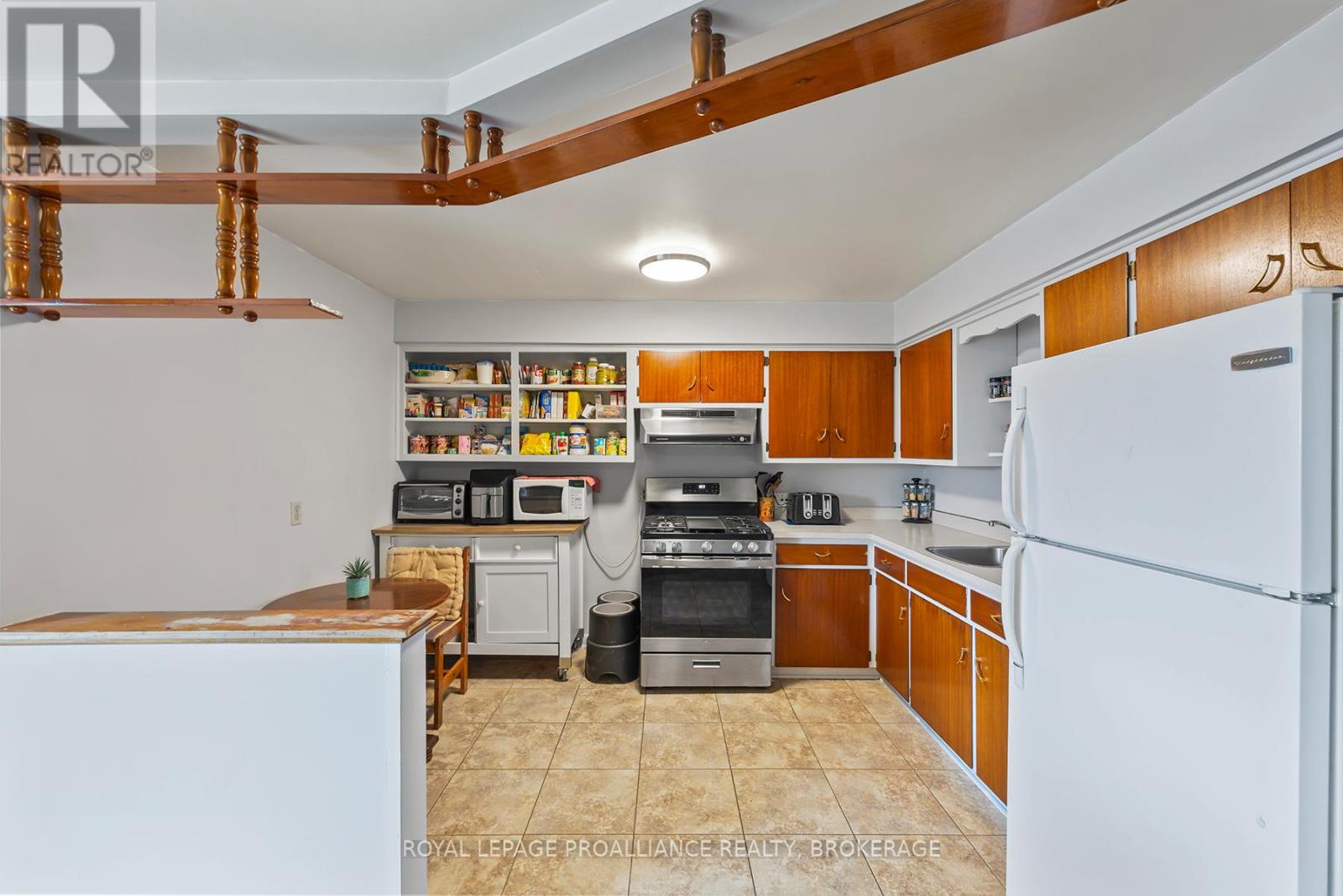 50 Morden Crescent, Loyalist, Ontario  K7N 1K2 - Photo 7 - X12460652