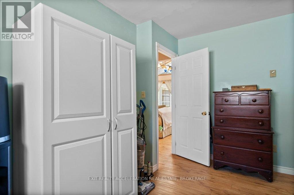 122 Bayview Drive, Greater Napanee, Ontario  K7R 3K8 - Photo 19 - X12460690