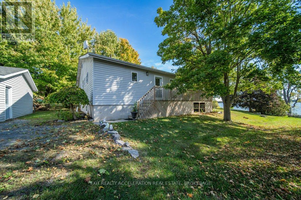 122 Bayview Drive, Greater Napanee, Ontario  K7R 3K8 - Photo 3 - X12460690