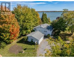 122 BAYVIEW DRIVE, Greater Napanee, Ontario