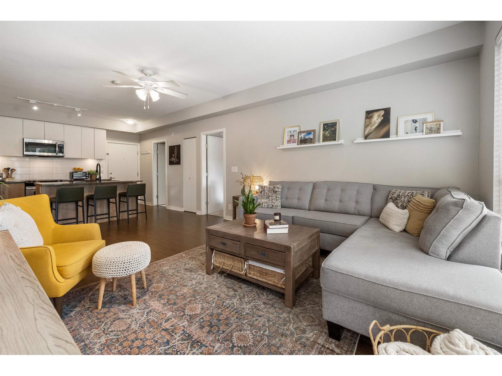 303 6450 194 Street, Surrey, British Columbia  V4N 6J8 - Photo 11 - R3057119