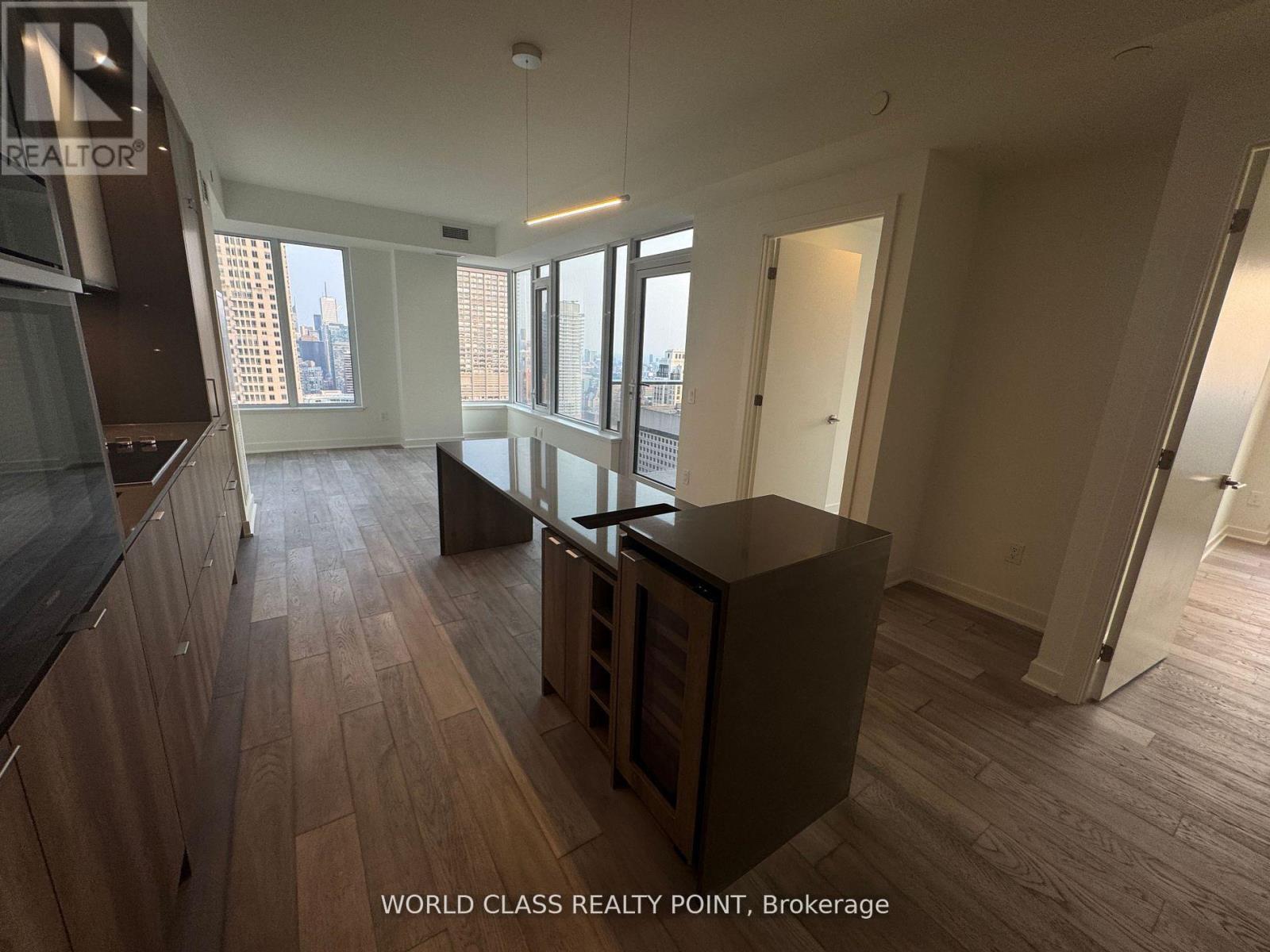 3309 - 11 Yorkville Avenue, Toronto, Ontario  M4W 0B7 - Photo 8 - C12460481