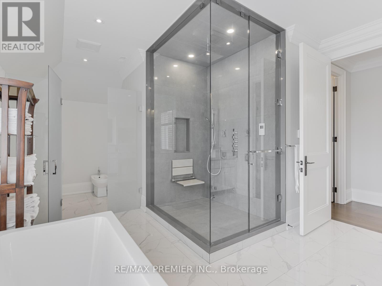 111 Codsell Avenue, Toronto, Ontario  M3H 3W2 - Photo 23 - C12460492