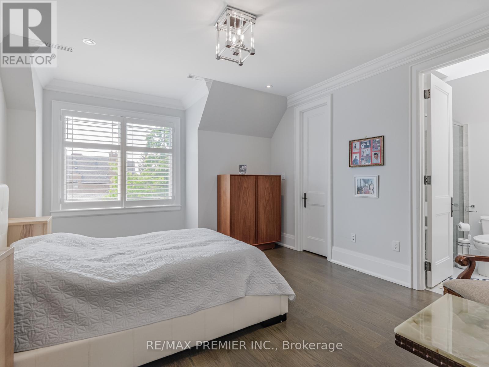 111 Codsell Avenue, Toronto, Ontario  M3H 3W2 - Photo 25 - C12460492