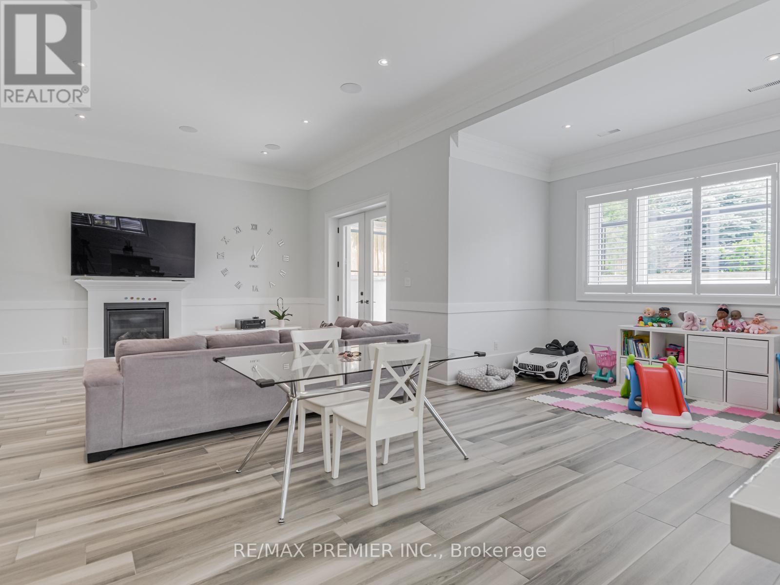 111 Codsell Avenue, Toronto, Ontario  M3H 3W2 - Photo 30 - C12460492