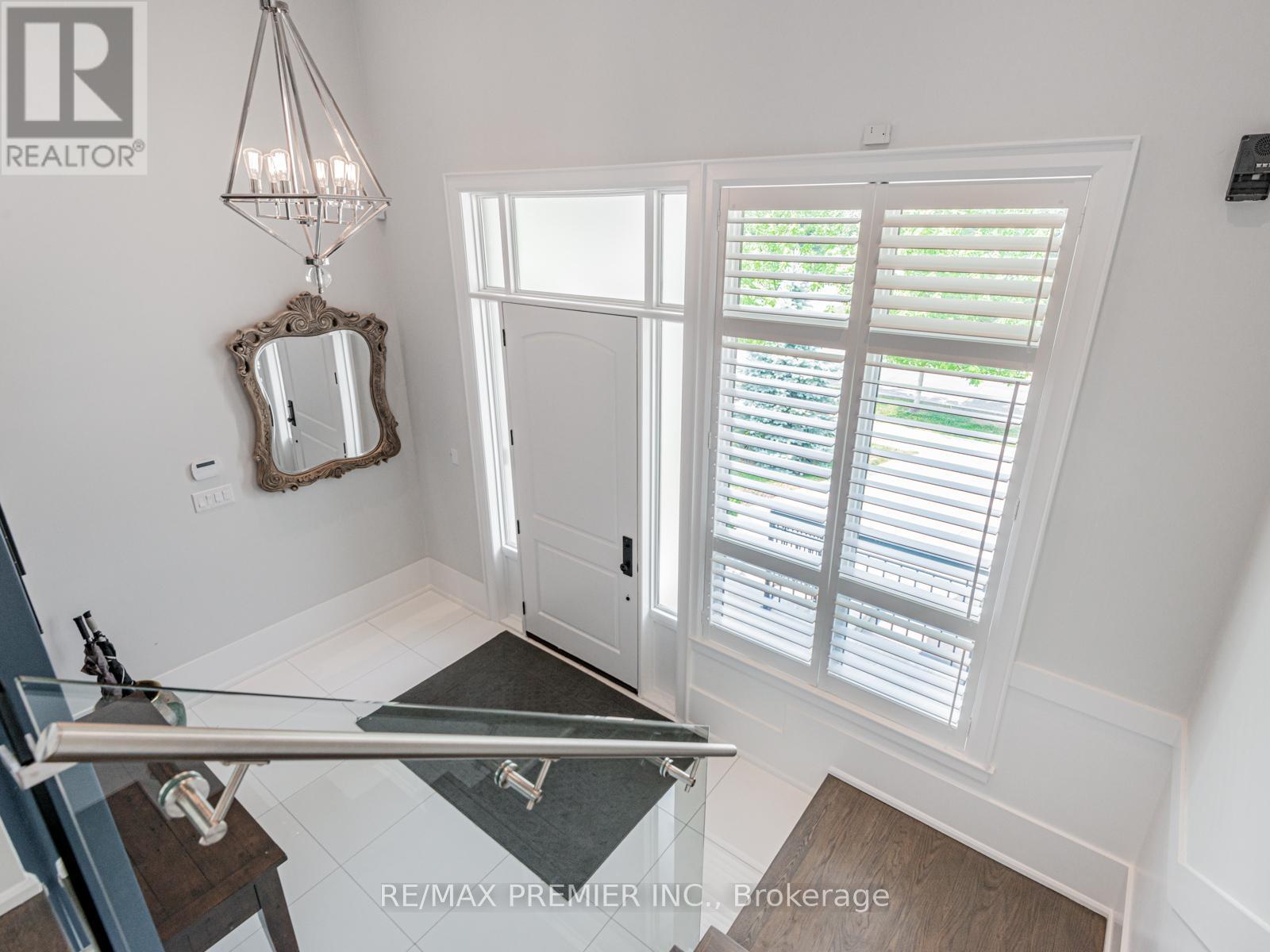 111 Codsell Avenue, Toronto, Ontario  M3H 3W2 - Photo 4 - C12460492