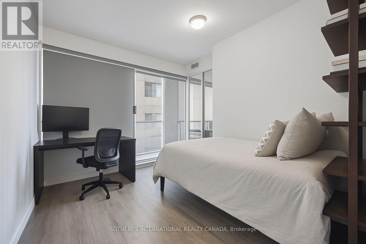 1307 - 220 Victoria Street, Toronto, Ontario  M5B 2R6 - Photo 20 - C12460502
