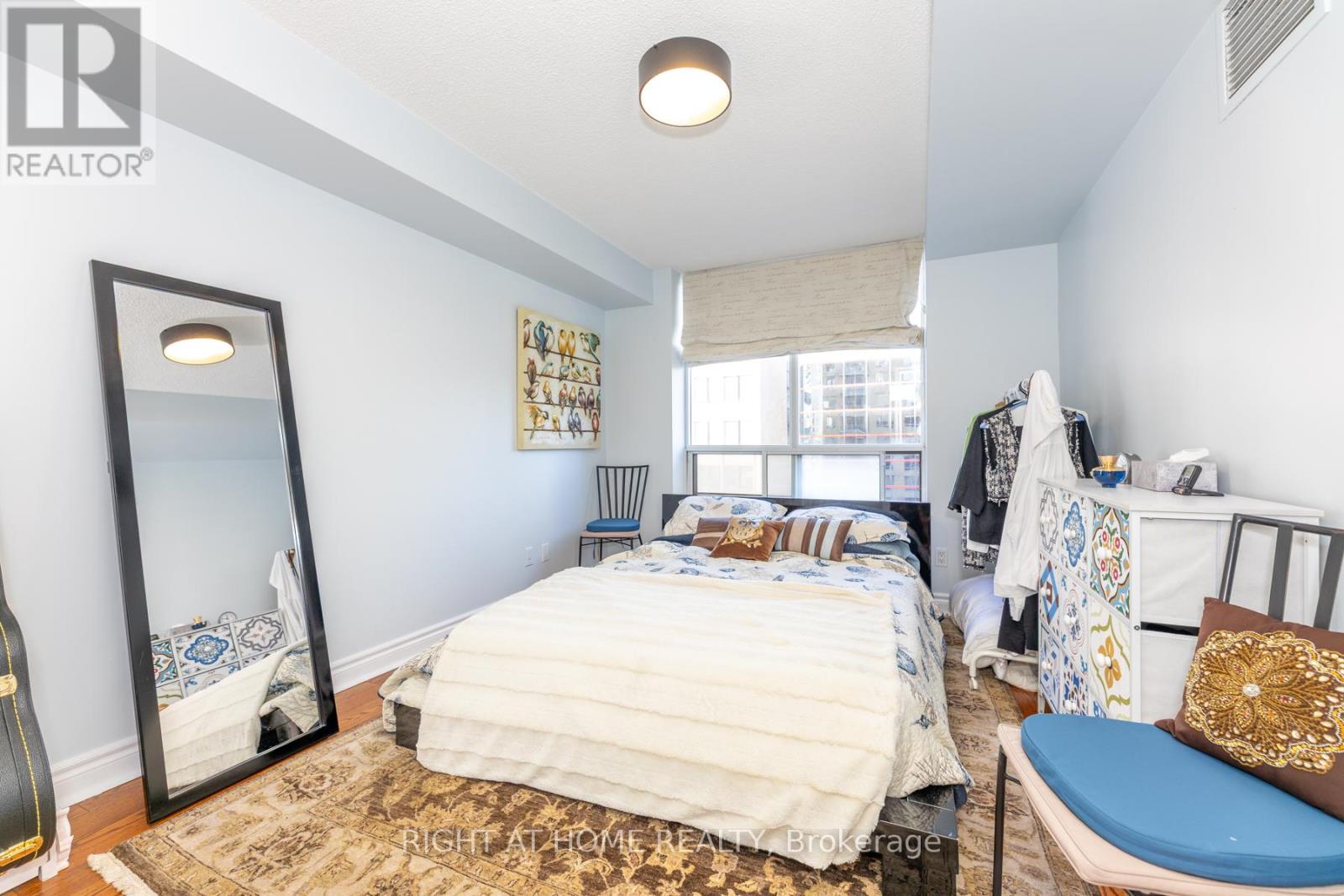 813 - 123 Eglinton Avenue E, Toronto, Ontario  M4P 1J2 - Photo 27 - C12460503