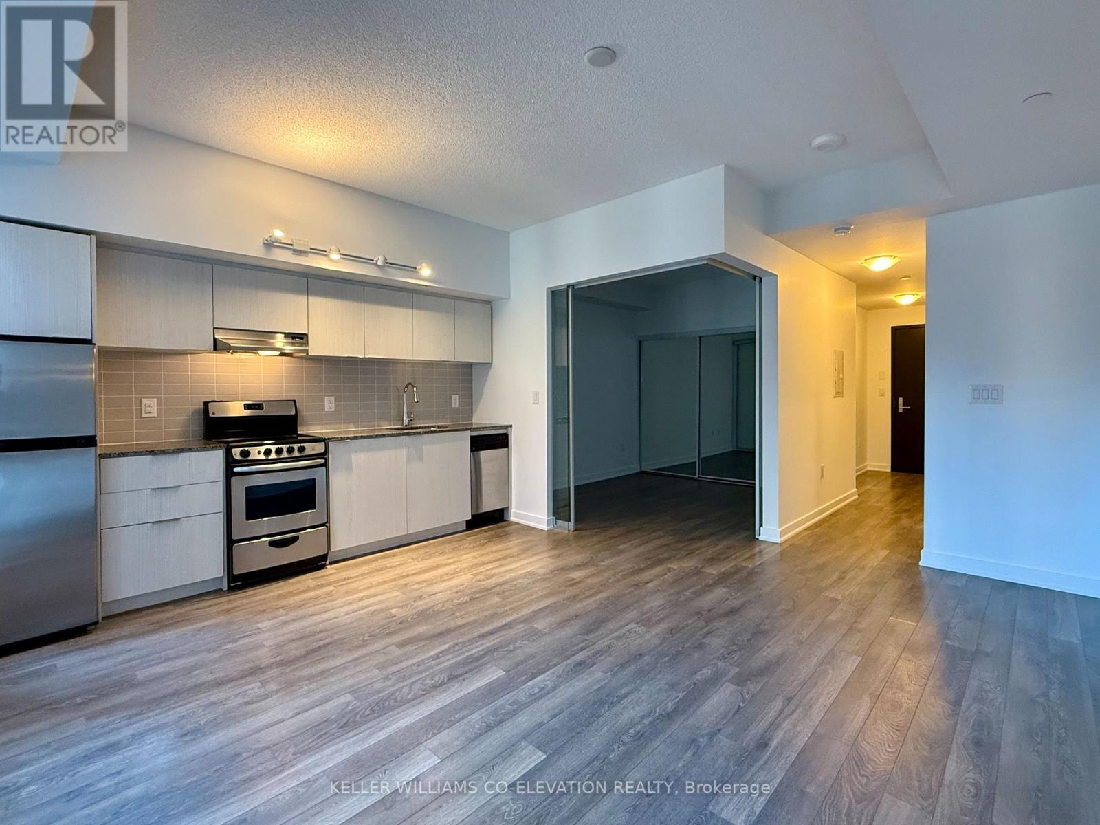 R307 - 31 PHIPPS STREET, Toronto, Ontario