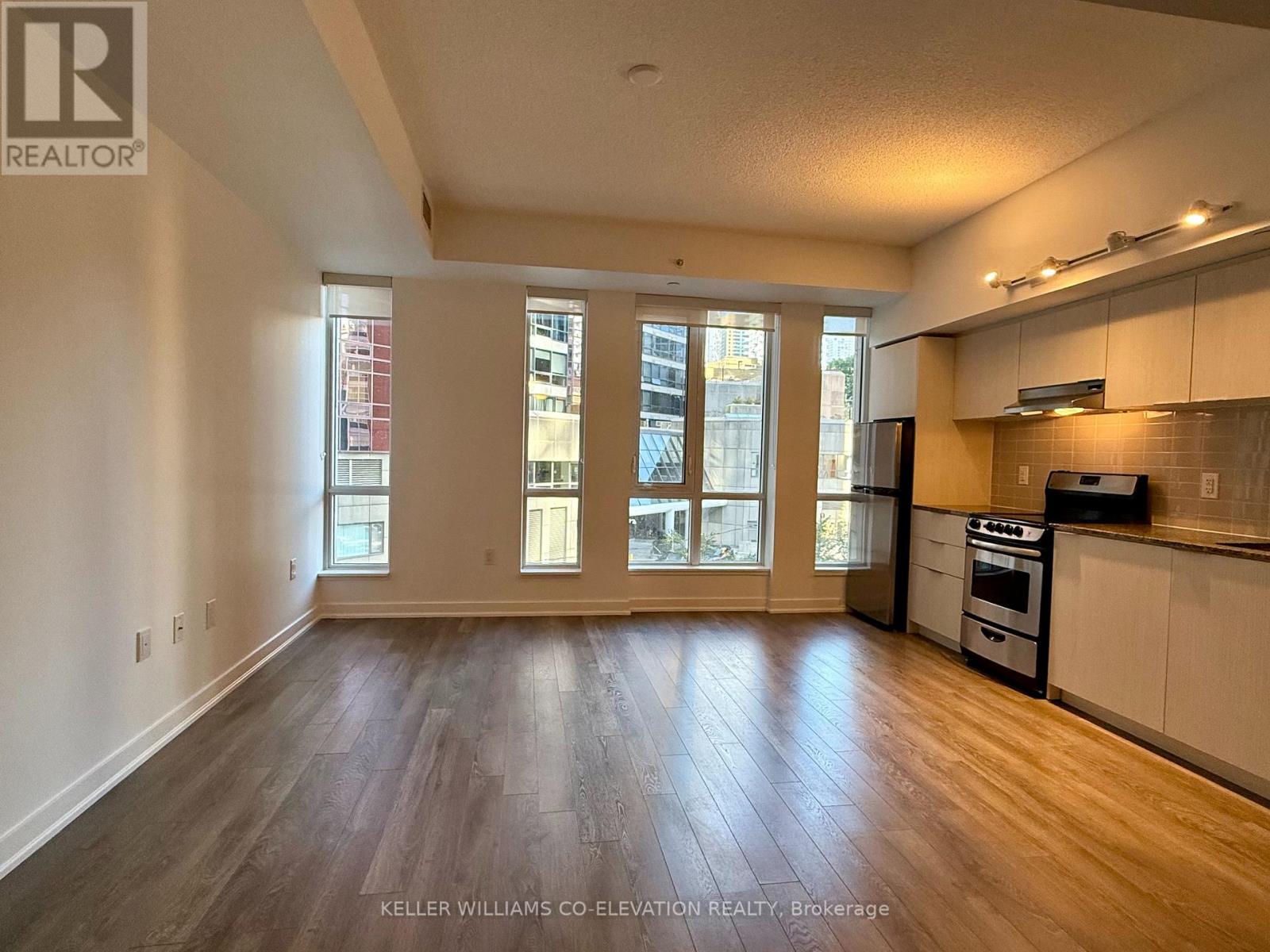 R307 - 31 Phipps Street, Toronto, Ontario  M4Y 0E5 - Photo 6 - C12460544