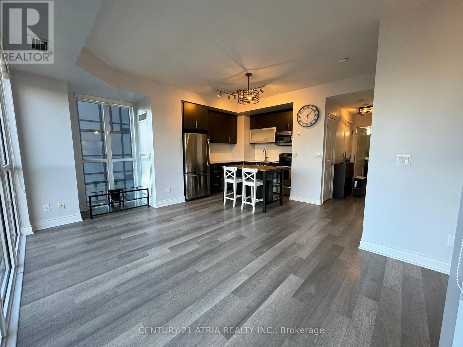 28 Ted Rogers Way, Toronto, Ontario  M4Y 2J4 - Photo 3 - C12460548