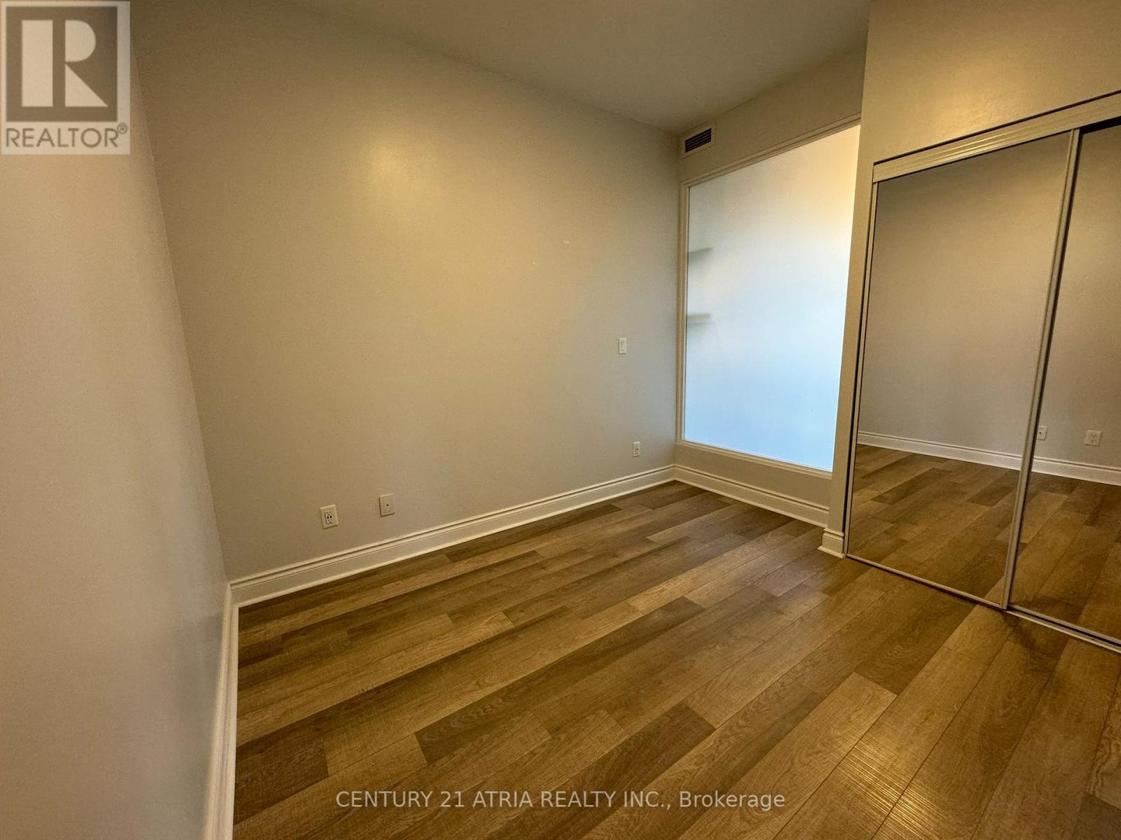 28 Ted Rogers Way, Toronto, Ontario  M4Y 2J4 - Photo 7 - C12460548