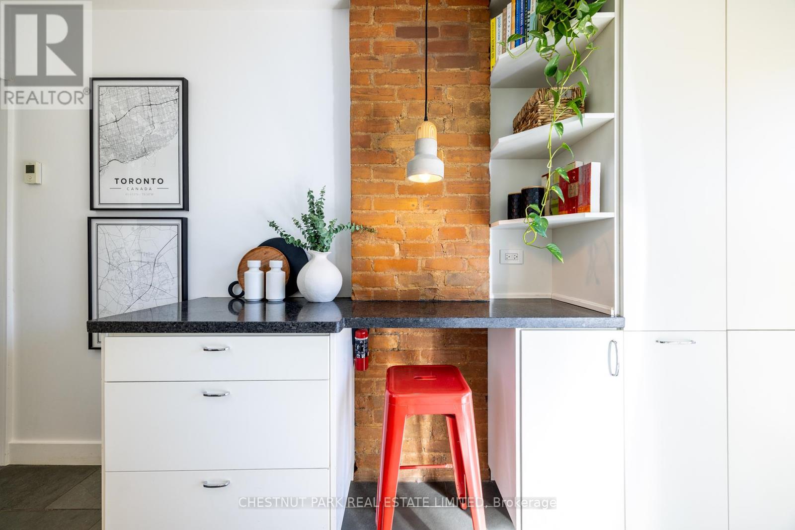 470 Clinton Street, Toronto, Ontario  M6G 2Z4 - Photo 13 - C12460552