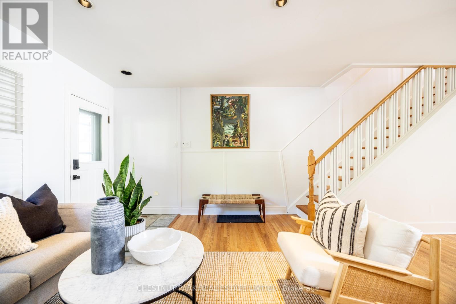470 Clinton Street, Toronto, Ontario  M6G 2Z4 - Photo 4 - C12460552