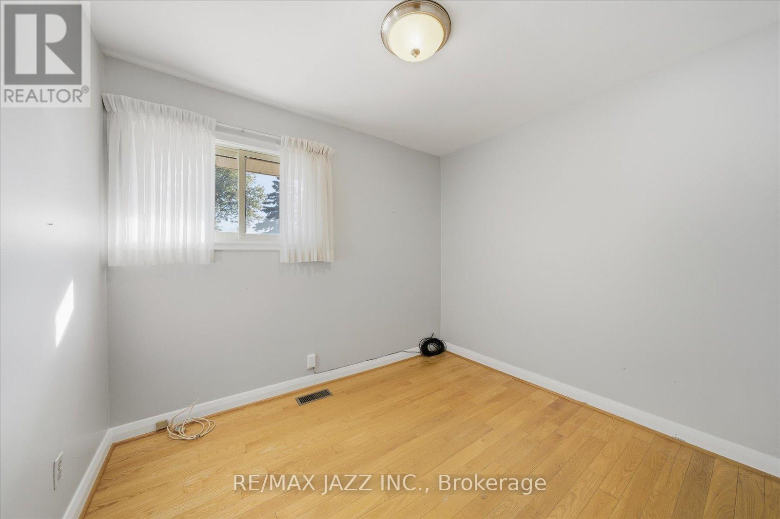 415 Fairlawn Street, Oshawa, Ontario  L1J 4R5 - Photo 12 - E12460651