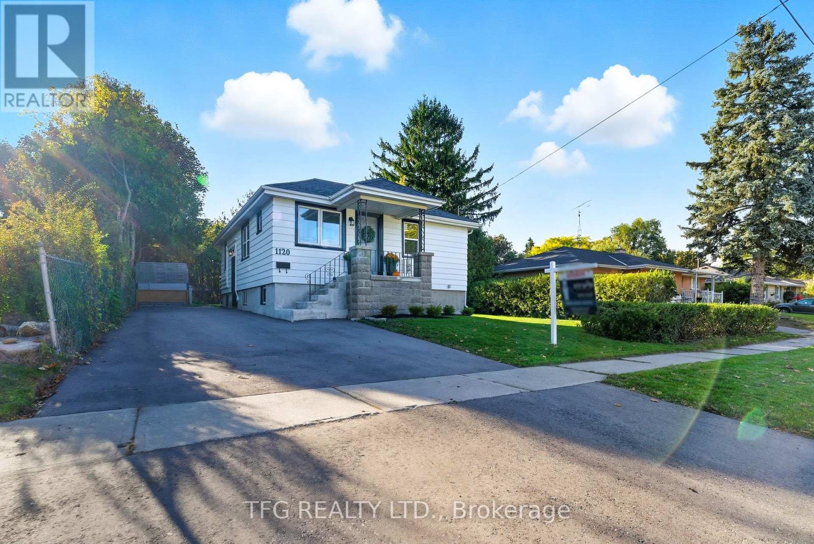 1120 Somerville Street, Oshawa, Ontario  L1G 4K5 - Photo 4 - E12460662