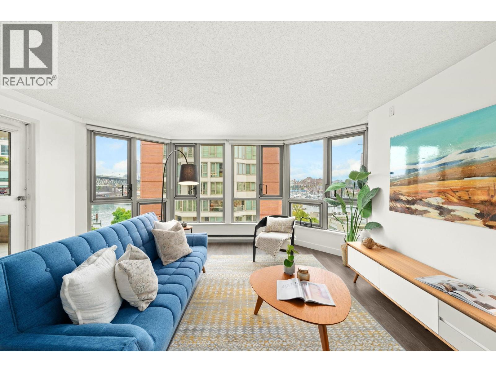 603 1625 Hornby Street, Vancouver, British Columbia  V6Z 2M2 - Photo 2 - R3057031
