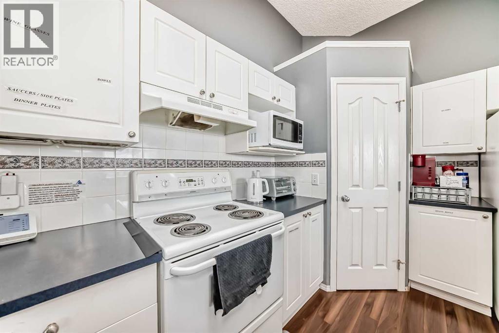 12 Taravista Crescent Ne, Calgary, Alberta  T3J 4N9 - Photo 7 - A2260889