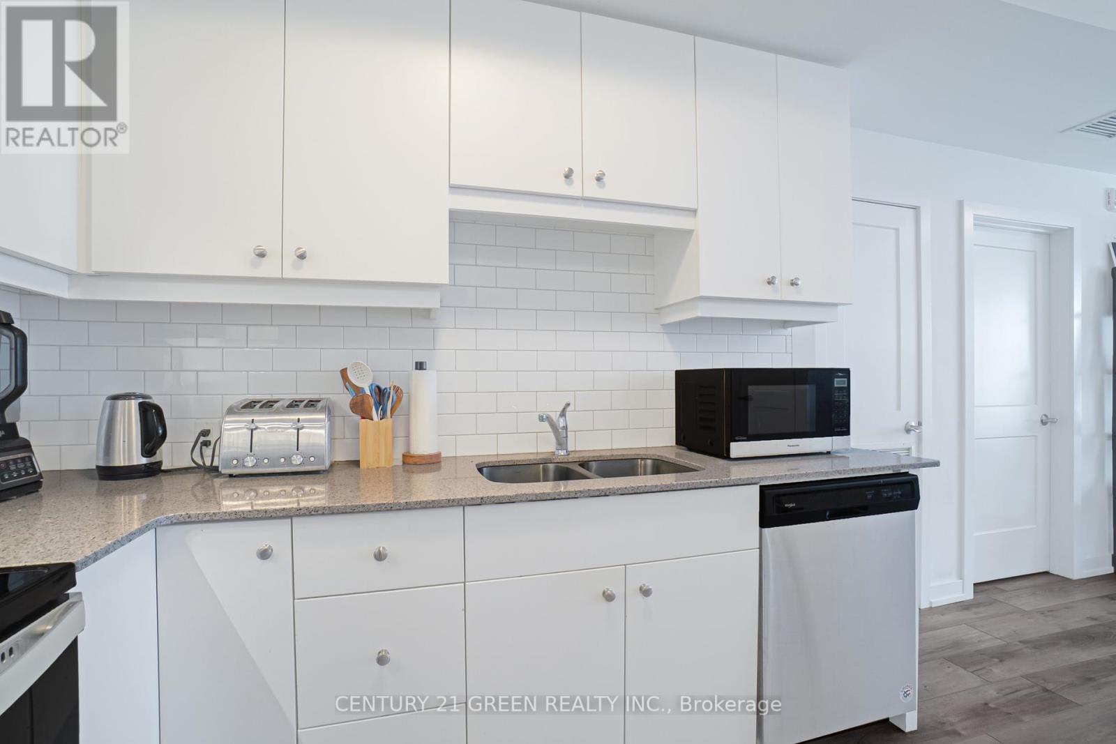 407 - 255 Northfield Drive E, Waterloo, Ontario  N2K 0G5 - Photo 8 - X12460358
