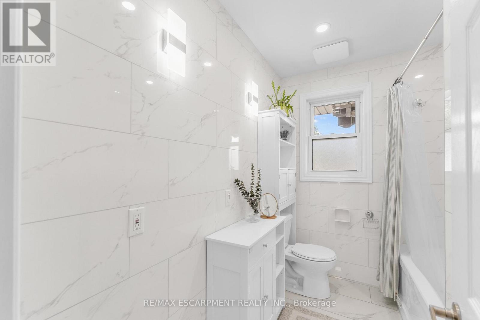 75 Cloverdale Avenue, Hamilton, Ontario  L8K 4M2 - Photo 20 - X12460382