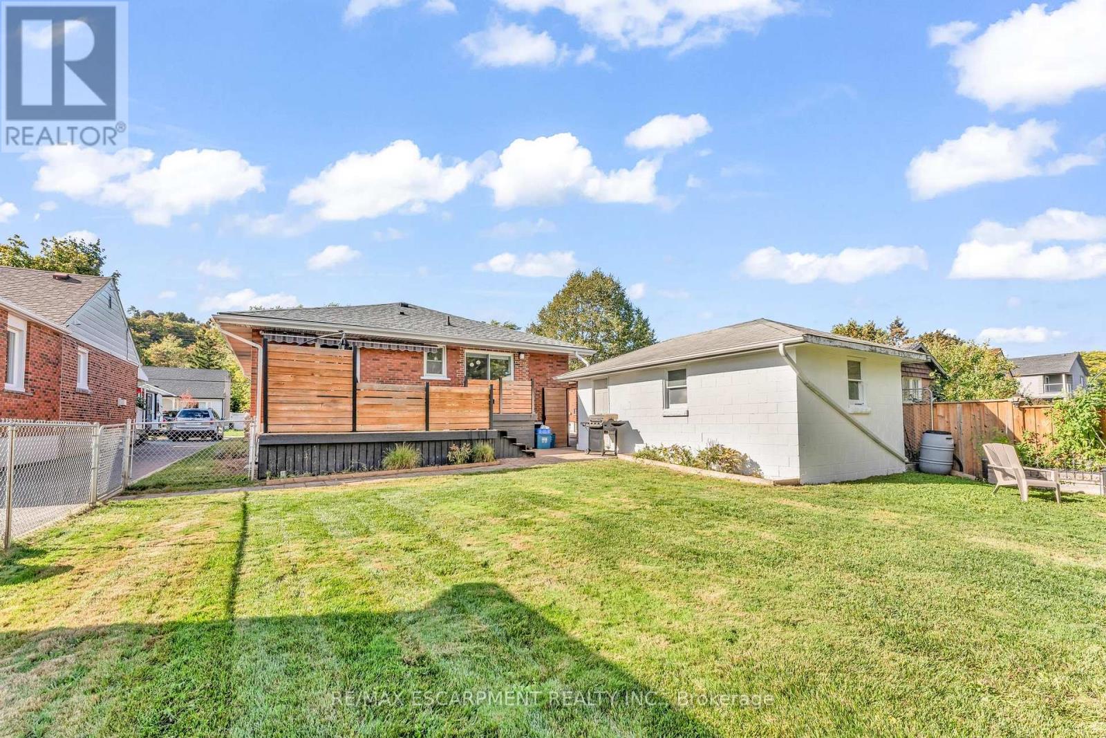 75 Cloverdale Avenue, Hamilton, Ontario  L8K 4M2 - Photo 46 - X12460382