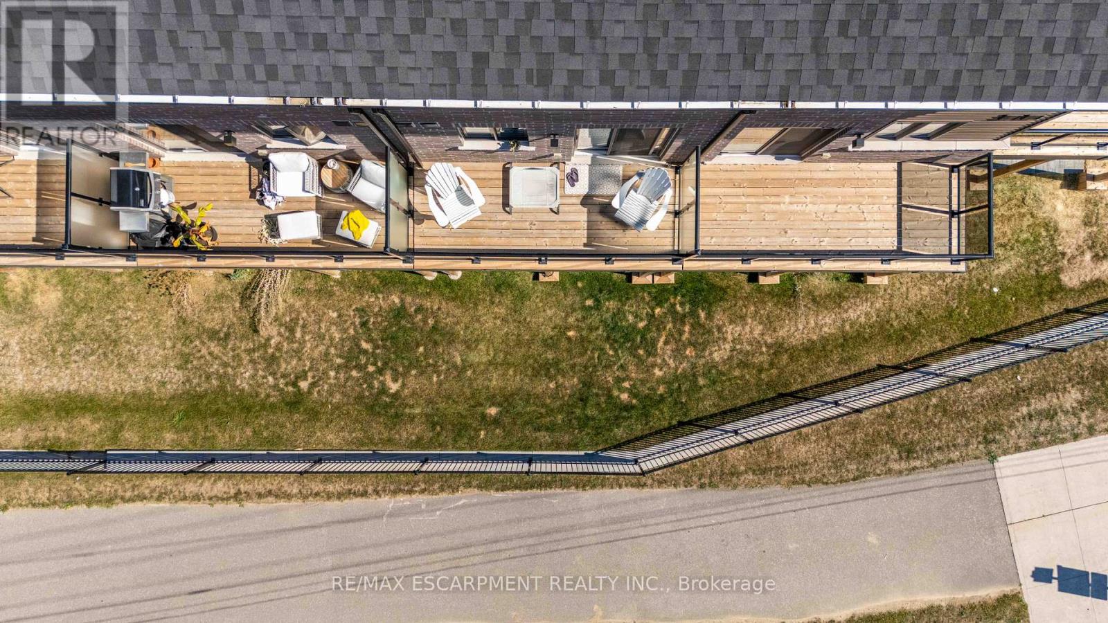 53 - 120 Court Drive, Brant, Ontario  N3L 0N2 - Photo 26 - X12460437
