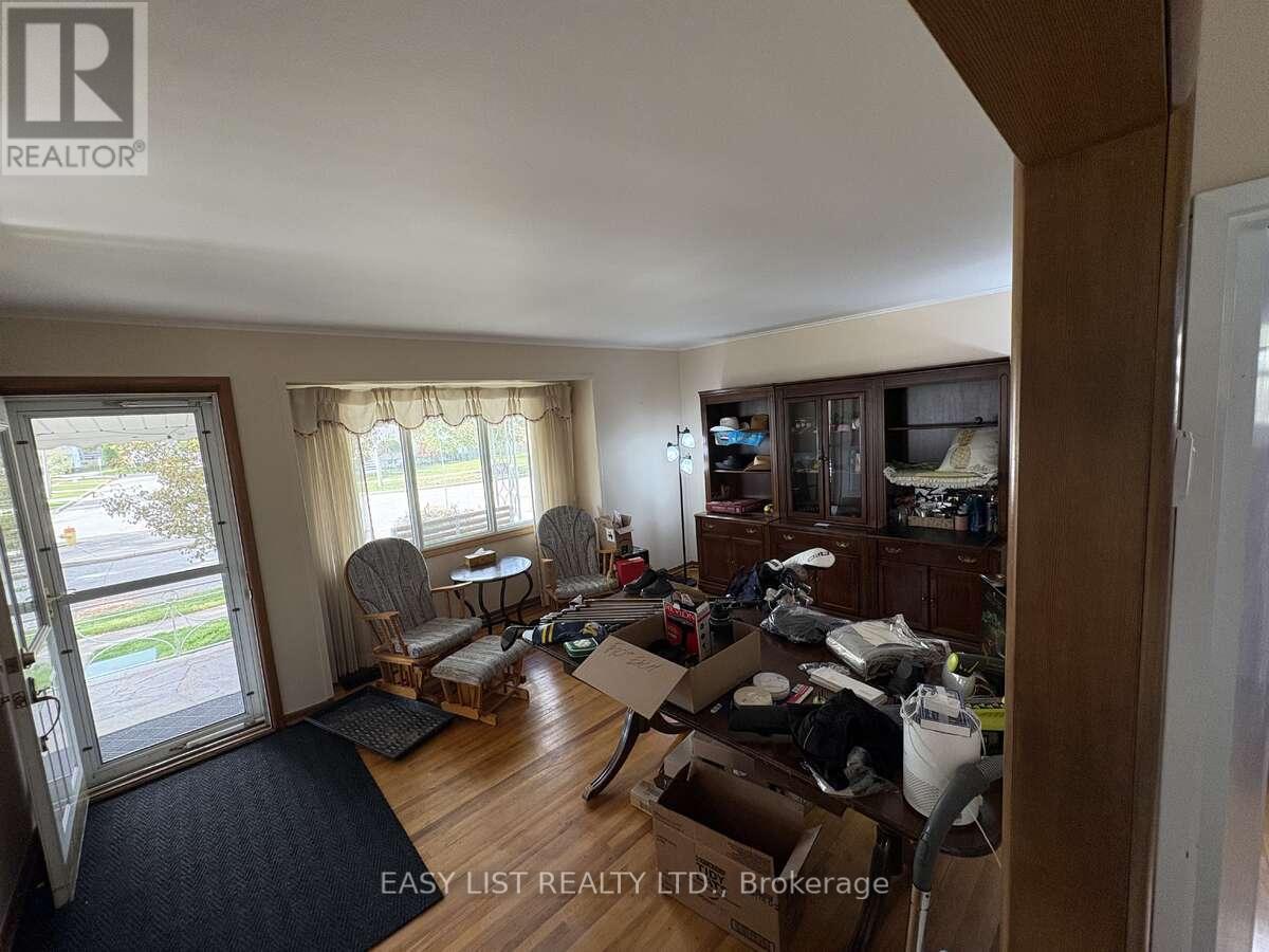 1946 Malta Road, Windsor, Ontario  N8W 4H4 - Photo 33 - X12460452