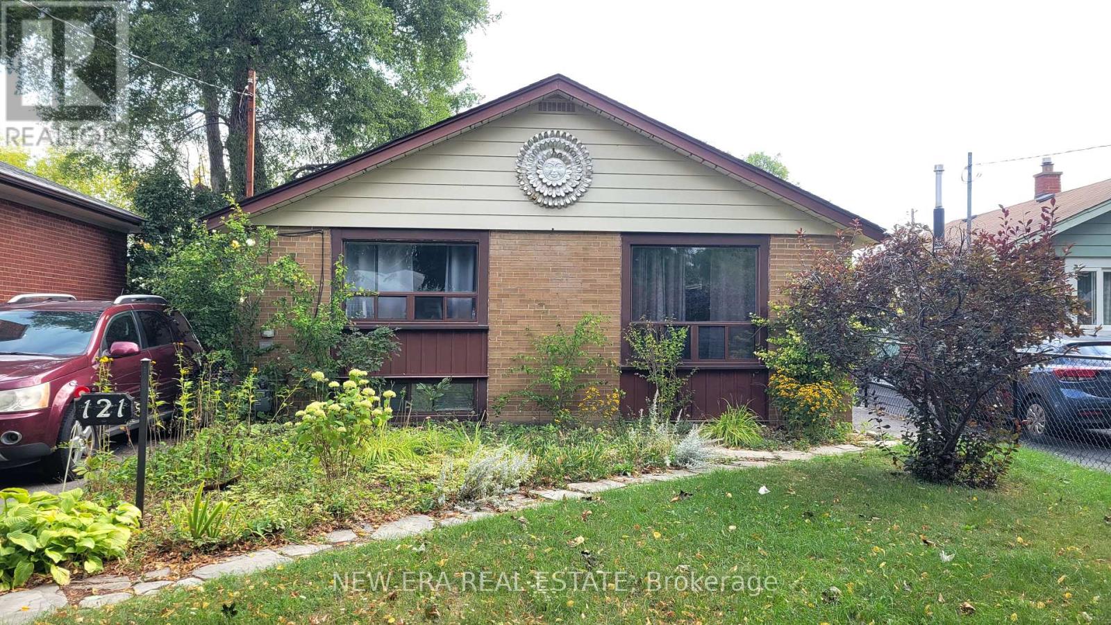 121 Pandora Circle, Toronto, Ontario  M1H 1V8 - Photo 3 - E12460513