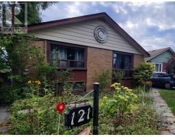 121 PANDORA CIRCLE, Toronto, Ontario