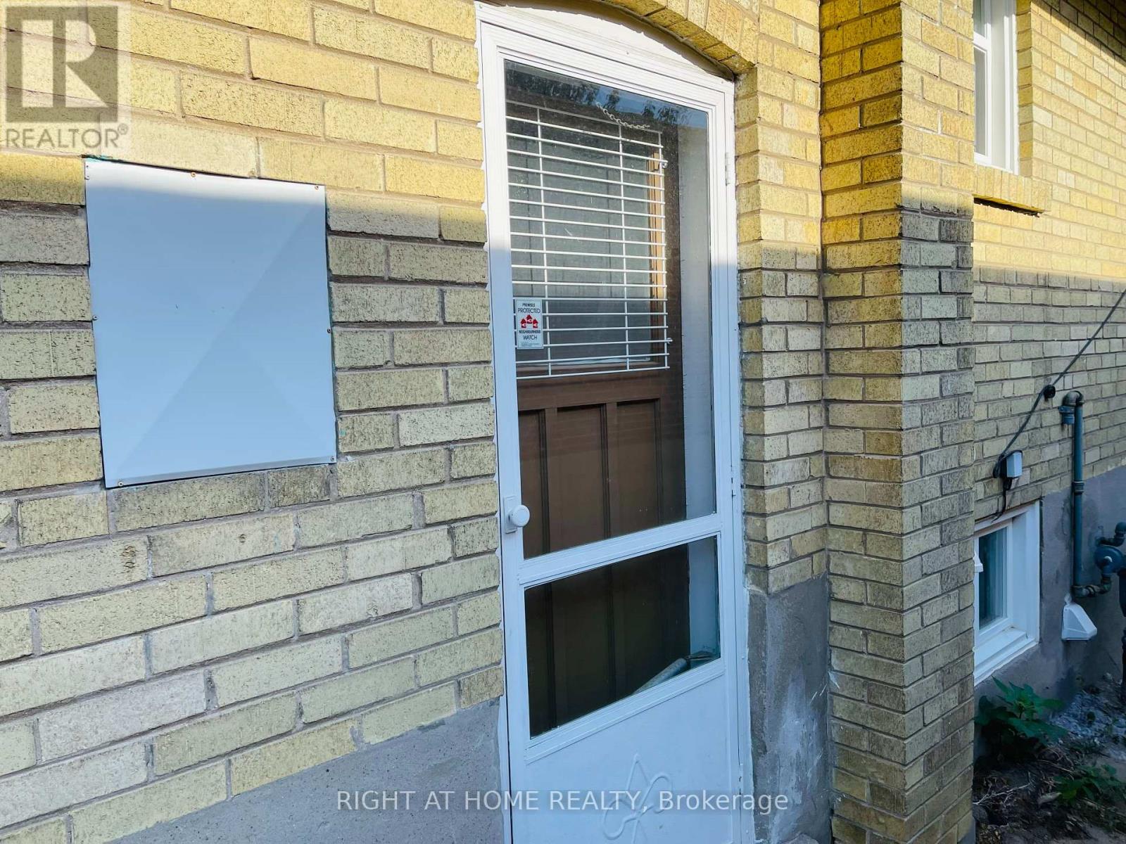 Basement - 54 Medley Crescent, Toronto, Ontario  M1J 1Y3 - Photo 3 - E12460515