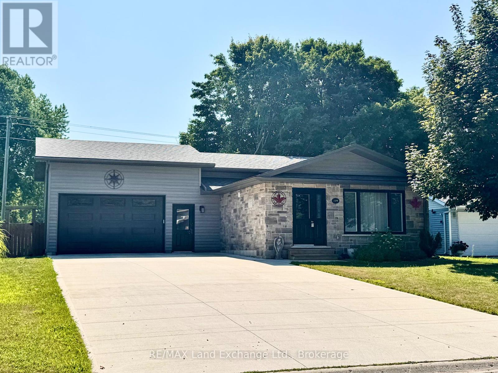 329 Bricker Street, Saugeen Shores, Ontario  N0H 2C1 - Photo 23 - X12460702