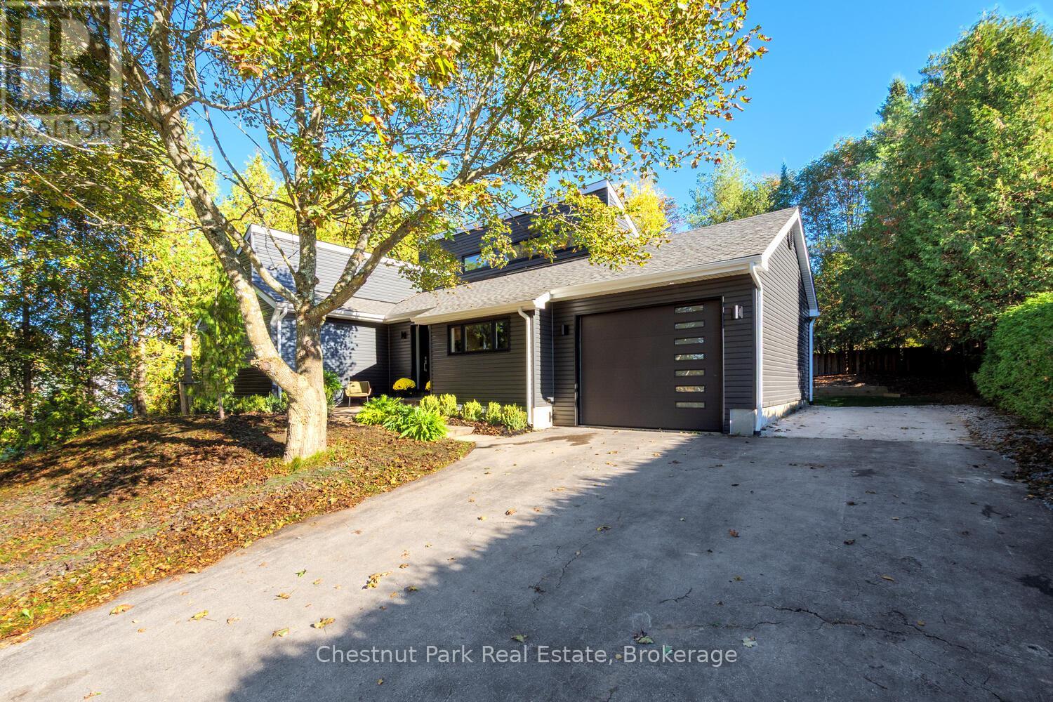9 ARMSTRONG CRESCENT, Grey Highlands, Ontario