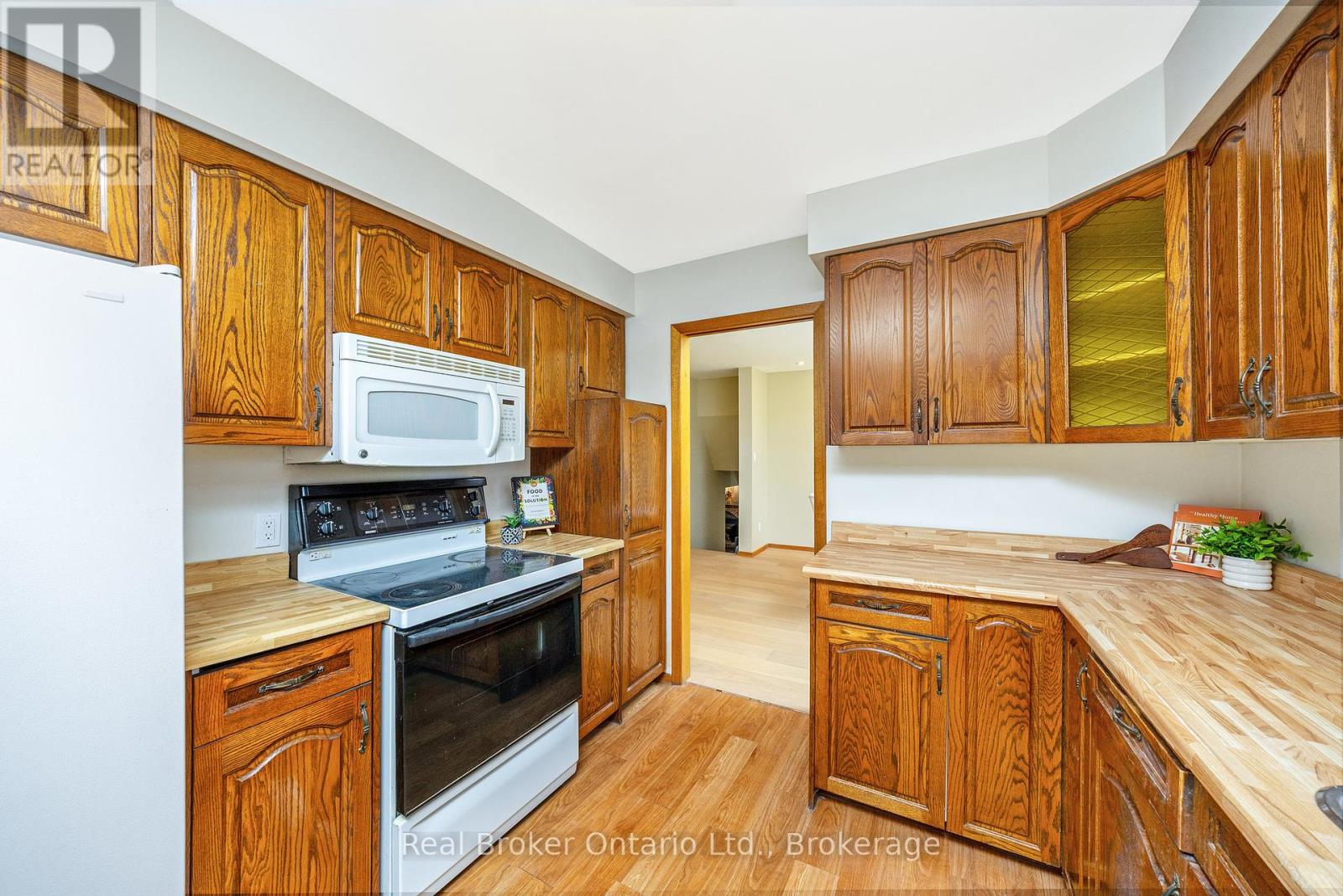 8759 Wellington 124 Road, Erin, Ontario  N1H 6H7 - Photo 19 - X12460725