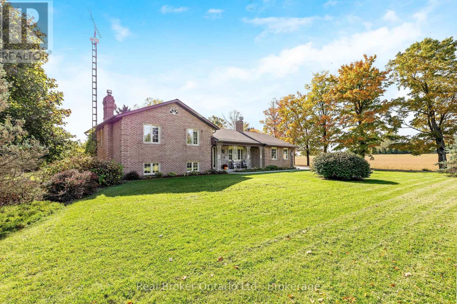 8759 Wellington 124 Road, Erin, Ontario  N1H 6H7 - Photo 2 - X12460725