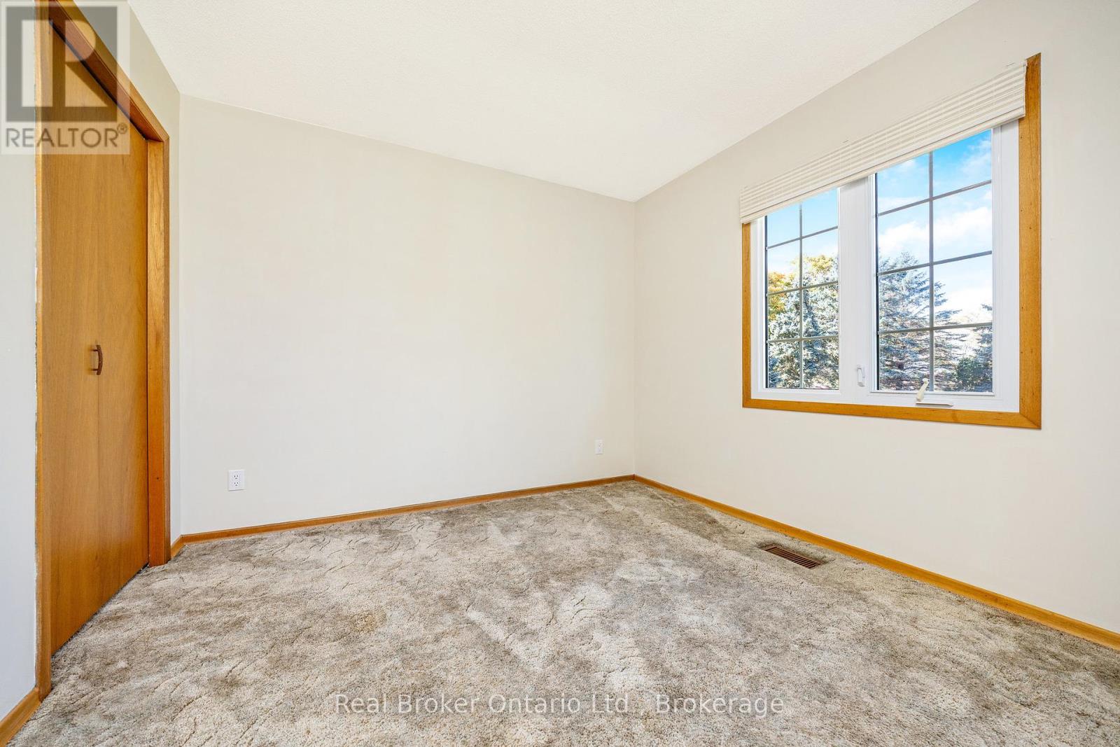 8759 Wellington 124 Road, Erin, Ontario  N1H 6H7 - Photo 31 - X12460725
