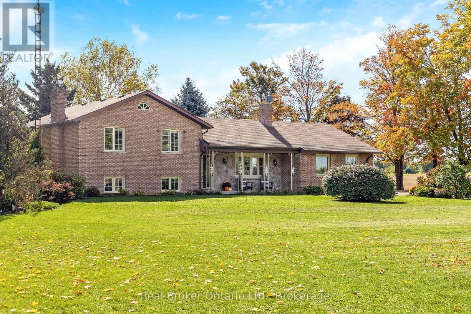 8759 Wellington 124 Road, Erin, Ontario  N1H 6H7 - Photo 5 - X12460725