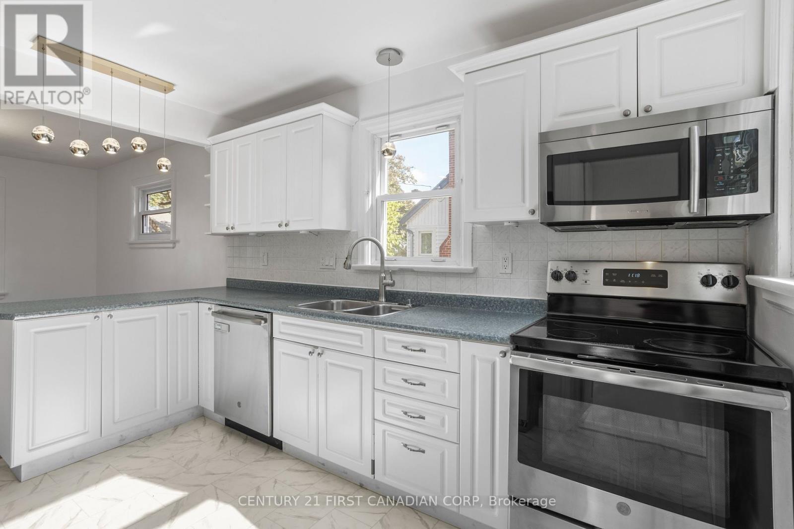 623 Wallace Avenue, London East (East C), Ontario  N5Y 3R8 - Photo 16 - X12460603