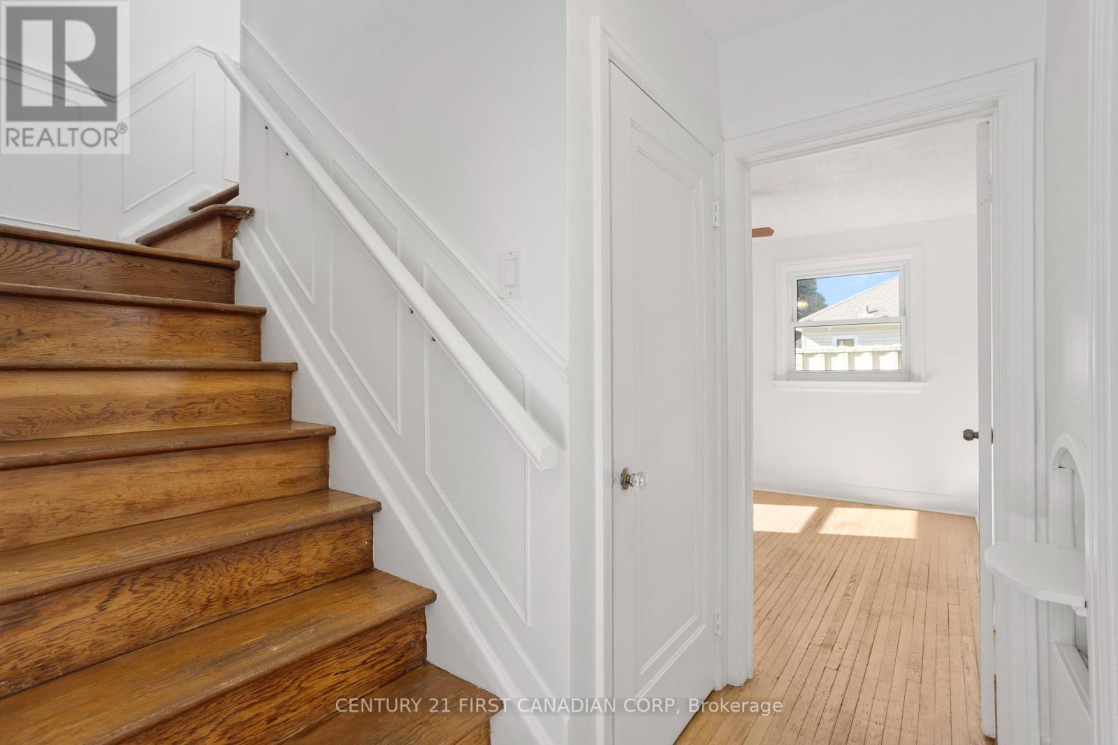623 Wallace Avenue, London East (East C), Ontario  N5Y 3R8 - Photo 20 - X12460603