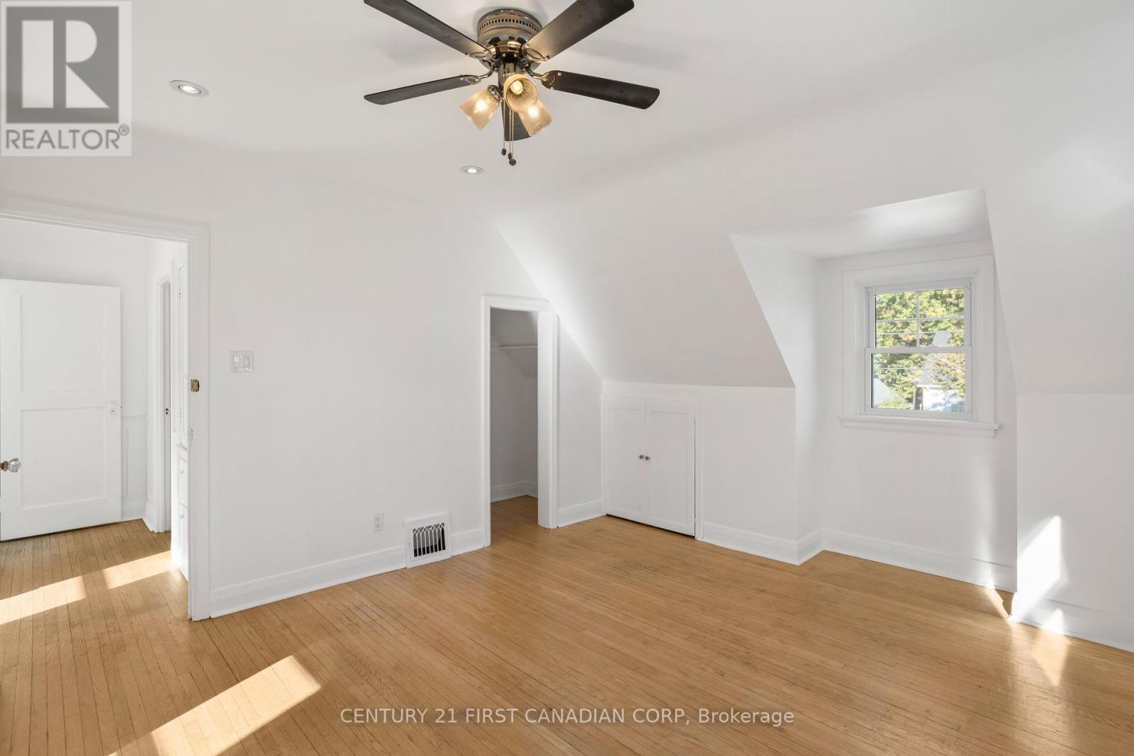 623 Wallace Avenue, London East (East C), Ontario  N5Y 3R8 - Photo 22 - X12460603