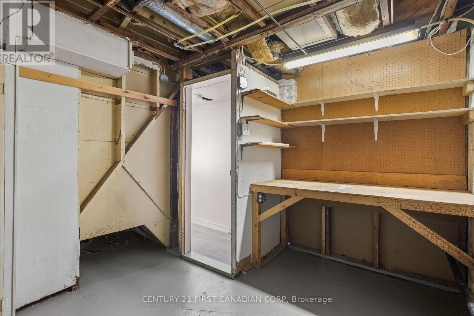 623 Wallace Avenue, London East (East C), Ontario  N5Y 3R8 - Photo 33 - X12460603