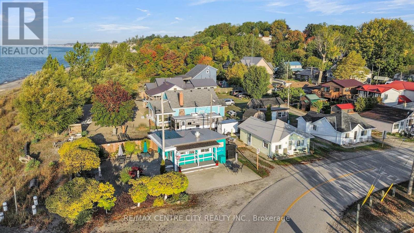 3143 Colin Street, Malahide (Port Bruce), Ontario  N5H 2R2 - Photo 1 - X12460627