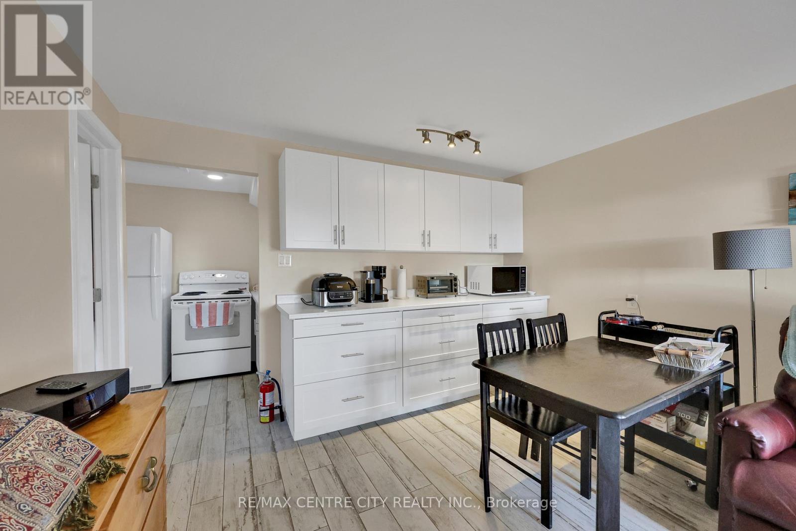 3143 Colin Street, Malahide (Port Bruce), Ontario  N5H 2R2 - Photo 21 - X12460627