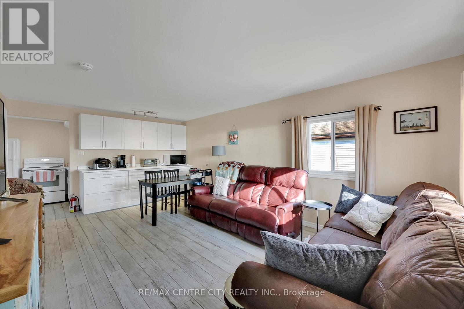 3143 Colin Street, Malahide (Port Bruce), Ontario  N5H 2R2 - Photo 24 - X12460627