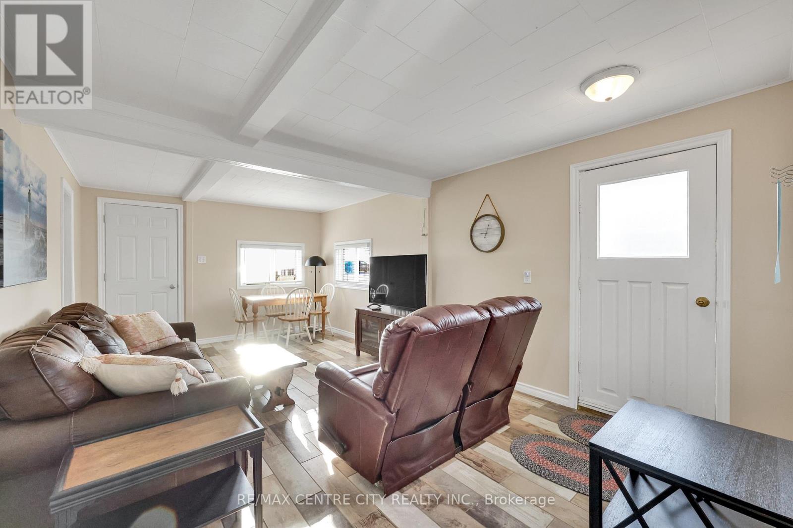 3143 Colin Street, Malahide (Port Bruce), Ontario  N5H 2R2 - Photo 40 - X12460627