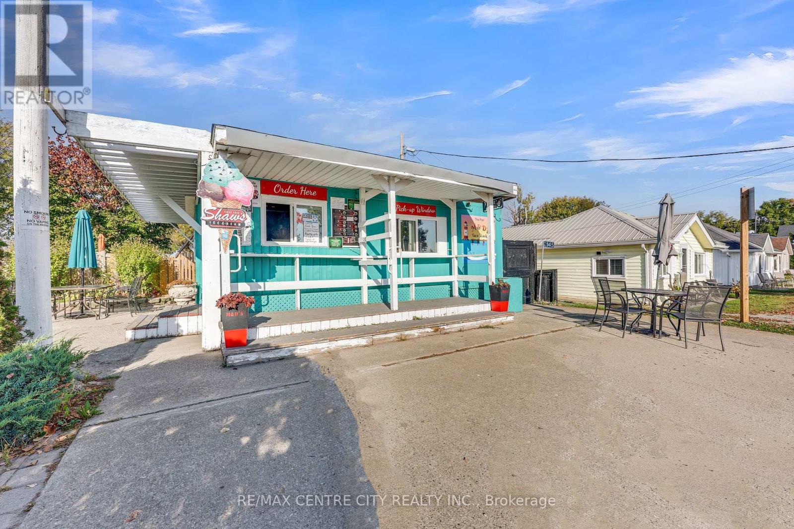 3143 Colin Street, Malahide (Port Bruce), Ontario  N5H 2R2 - Photo 9 - X12460627