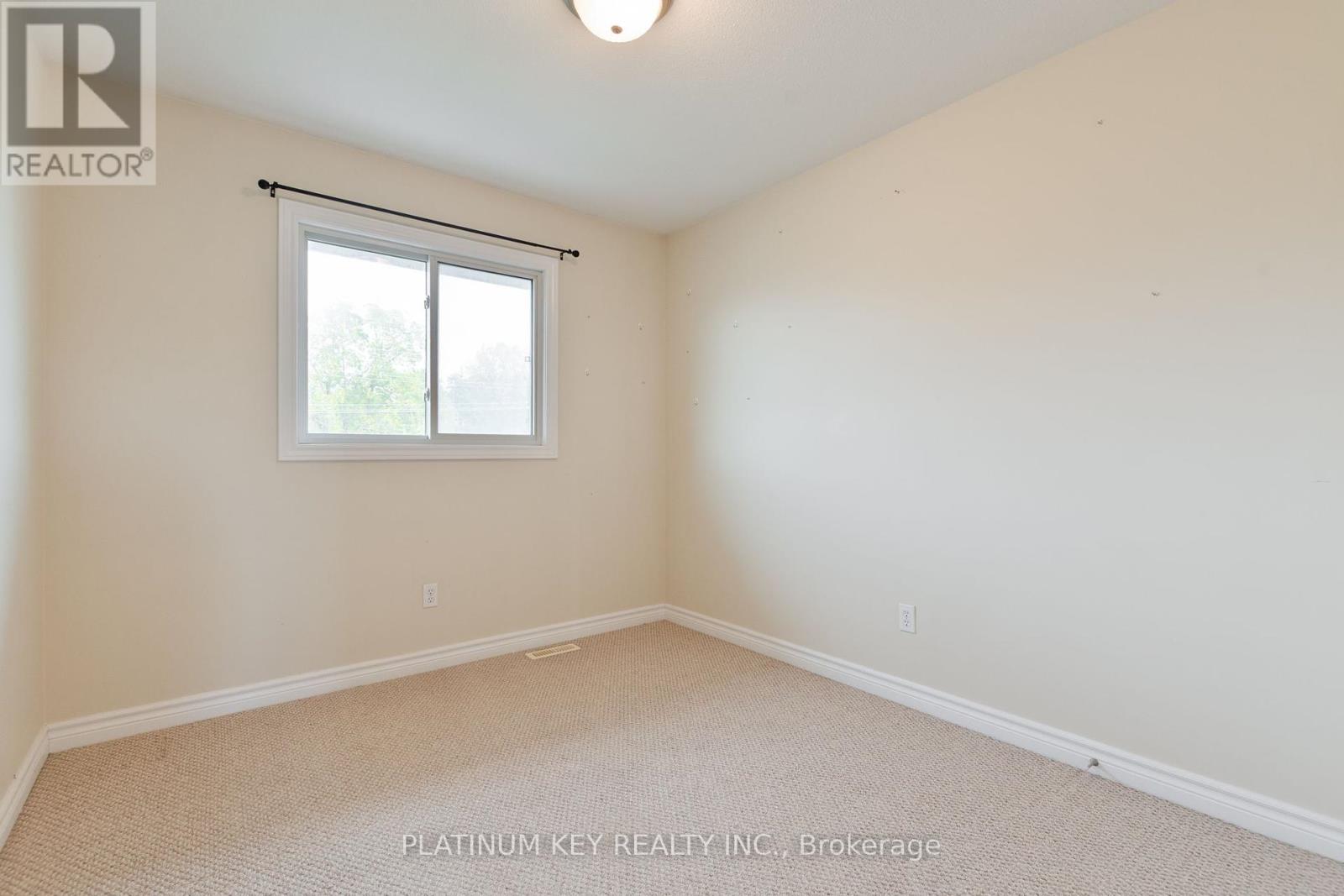19 Katie Lane, Strathroy-Caradoc (Ne), Ontario  N7G 4E5 - Photo 19 - X12460634