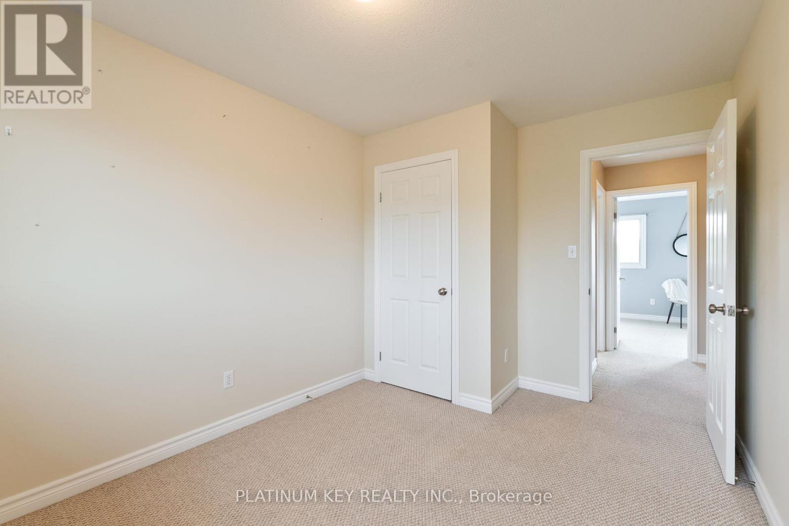 19 Katie Lane, Strathroy-Caradoc (Ne), Ontario  N7G 4E5 - Photo 20 - X12460634